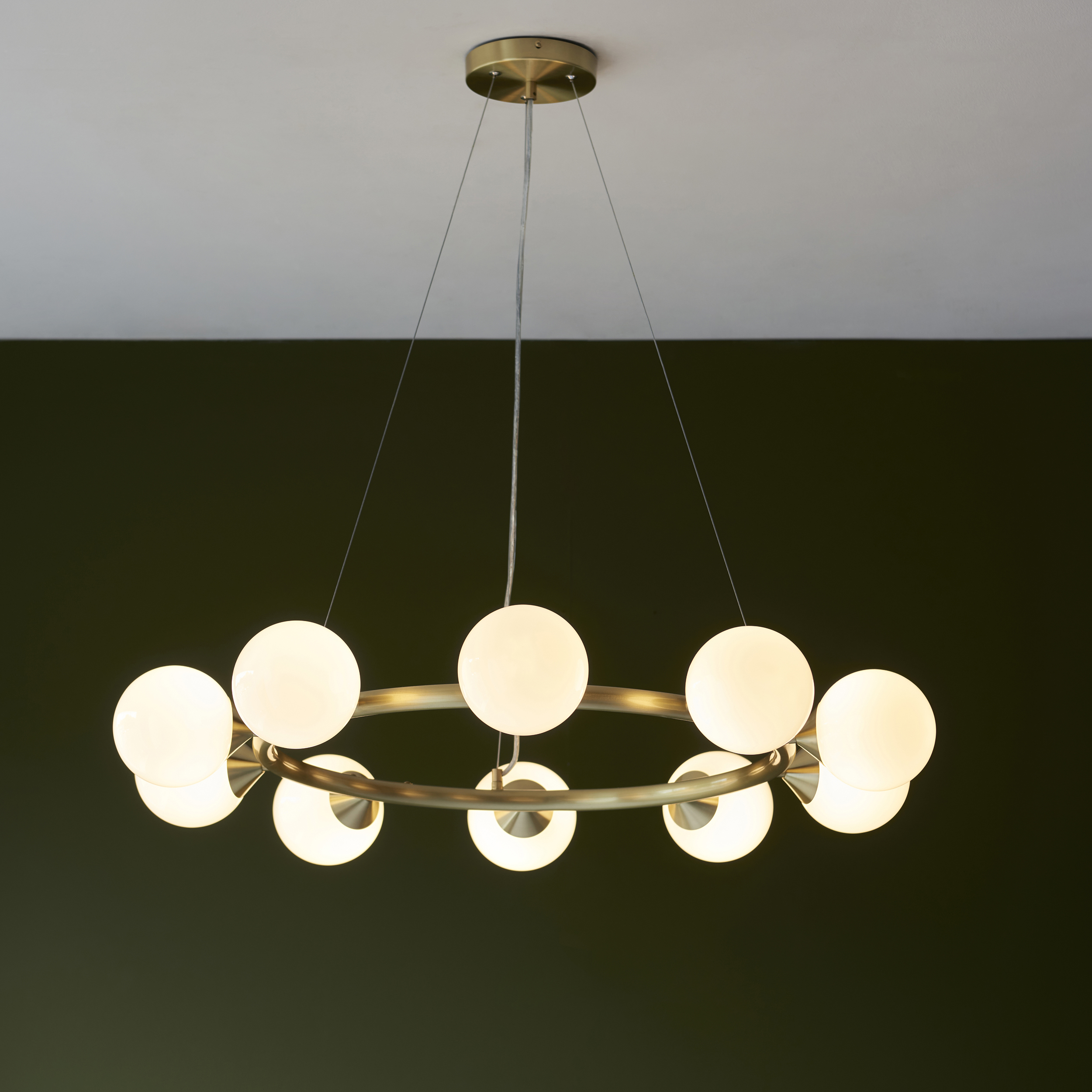 Nexus Large Chandelier, 10 Lamps, Round Glass, Brass, 91.7cm