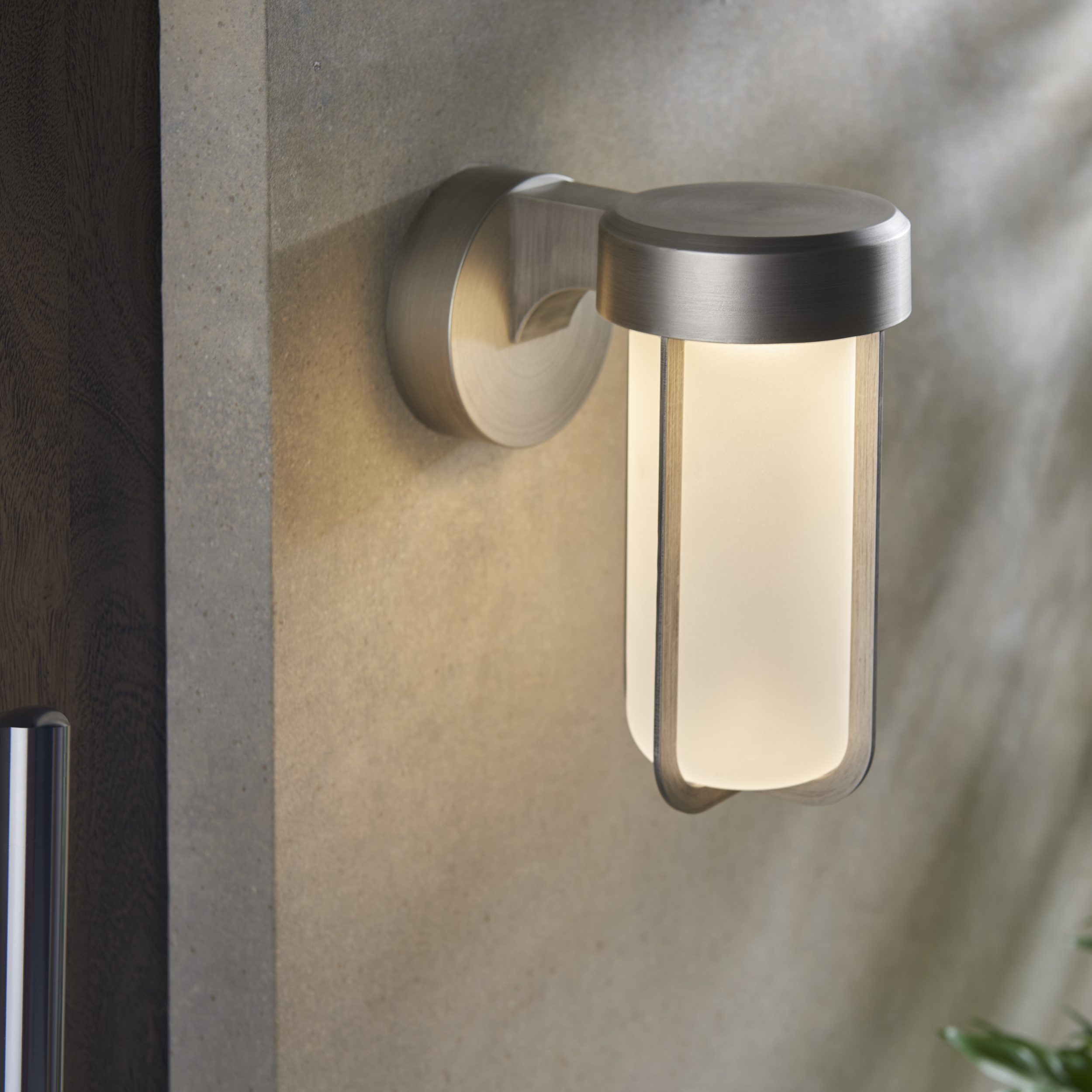 Meron IP44 Wall Light, Silver, LED, Die-Cast Aluminium